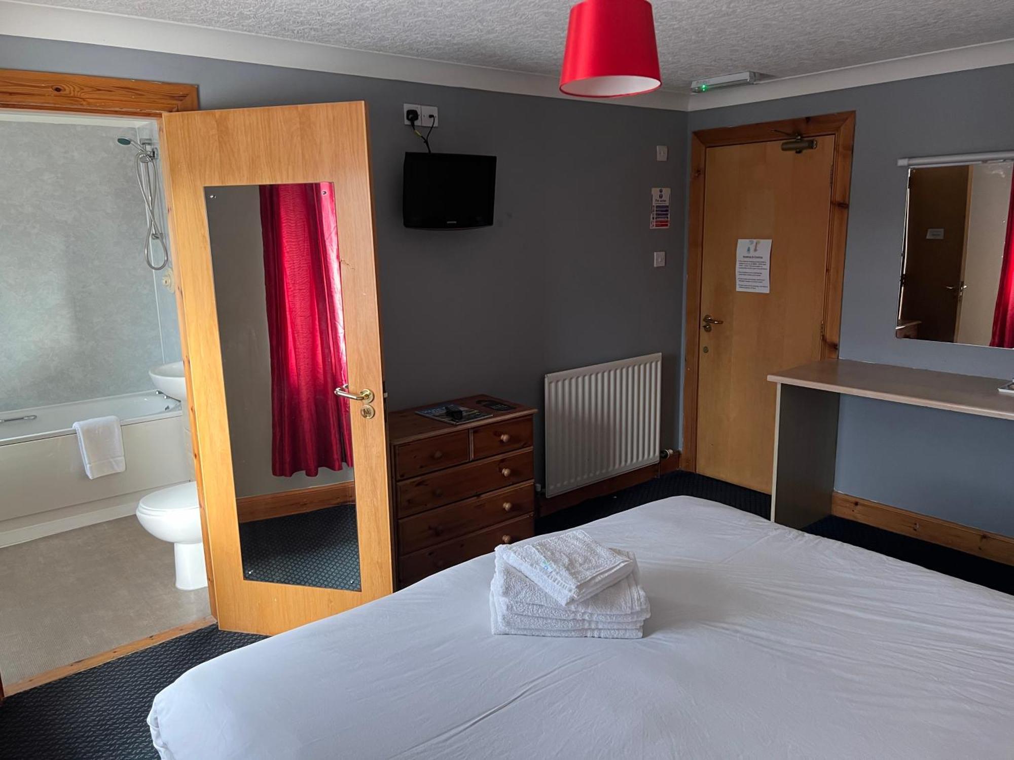 Hazeldene Hotel Gretna Eksteriør bilde