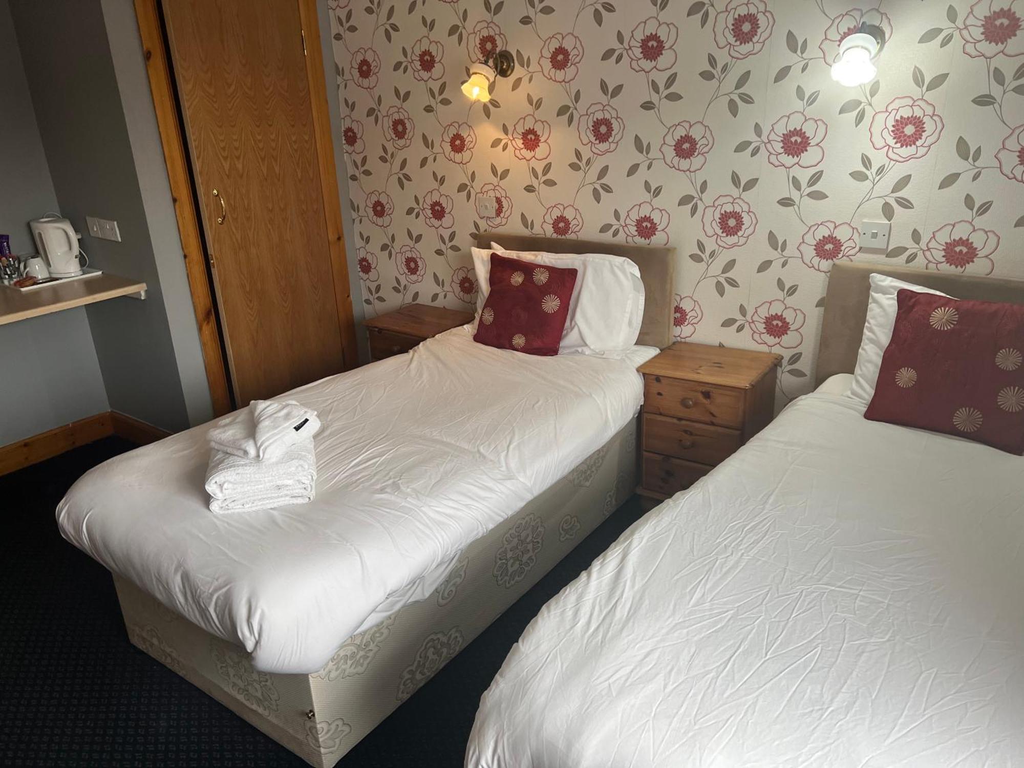 Hazeldene Hotel Gretna Eksteriør bilde